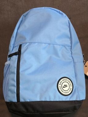 heather gray nike backpack kids Elemental (Black/Ash Slate): Clothing, Shoes & Jewelry Whether youre headed to work or off to a day of classes Nike Heritage Training Backpack -